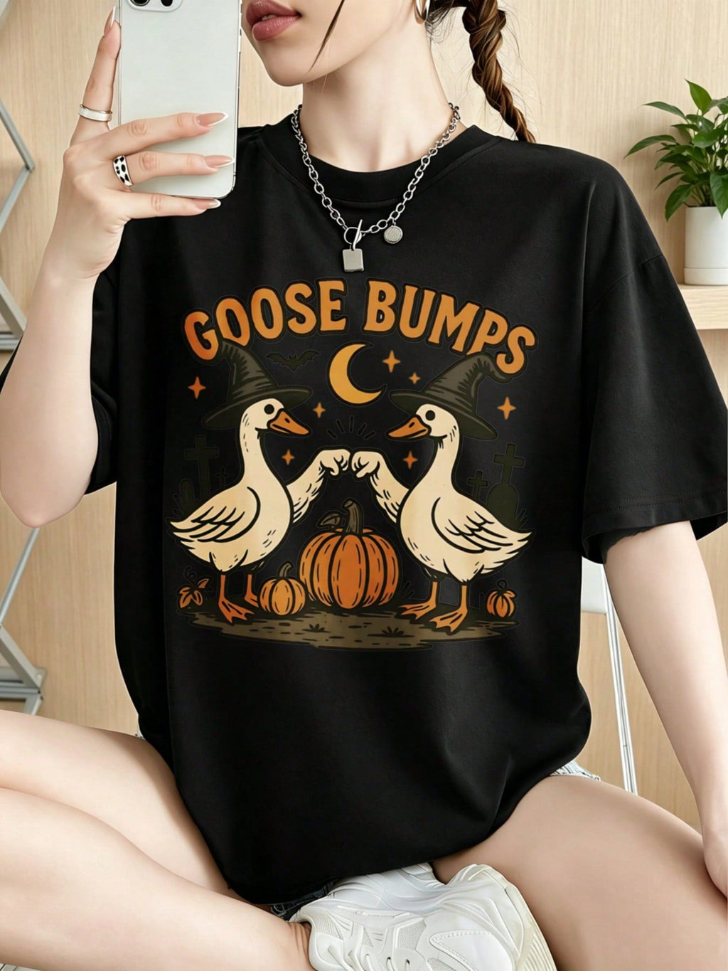 Women's Funny Goose Bumps Graphic T‑Shirt, Retro Witch Geese Pumpkin Moon Print, Casual Autumn Halloween Short‑Sleeve Crew Neck Tee, Fall Holiday Party Gift Top