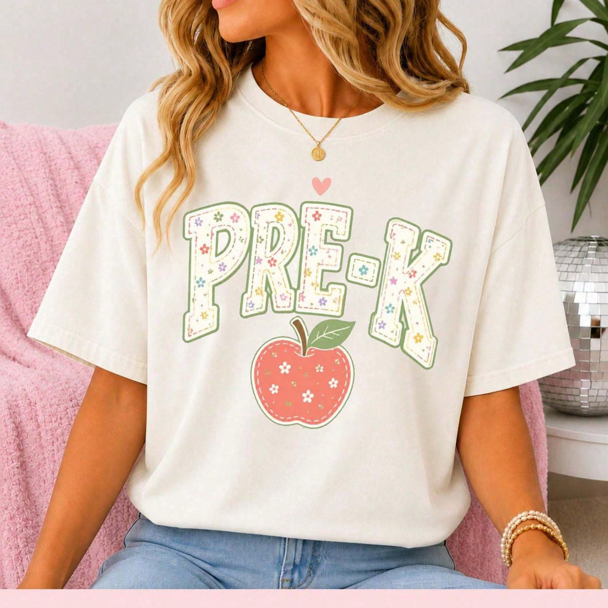 RISEN JUDY Teacher Shirt Back To School Shirt Preschool Teacher Team Shirts Prek Teacher Tee Apple Gingham Preppy Graphic Tee,100% Cotton Women T-Shirt