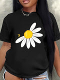 Short Sleeve TShirt with Daisy Print, Casual Wear in Home, Outdoor Settings for Everyday Use