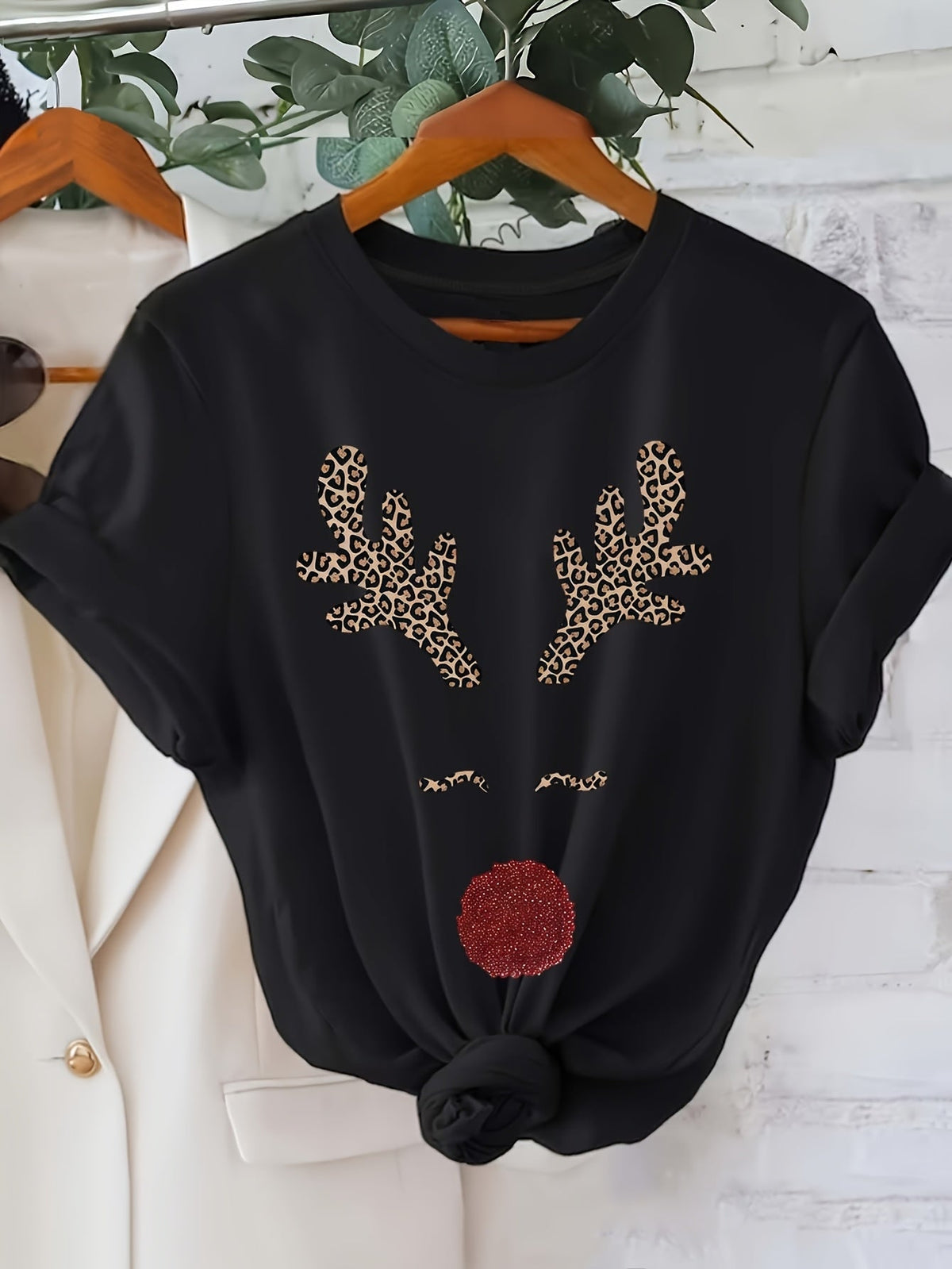 Women's Christmas Reindeer Graphic T-Shirt Cute Leopard Antler Red Nose Holiday Tee Casual Short Sleeve Crewneck Gift Top