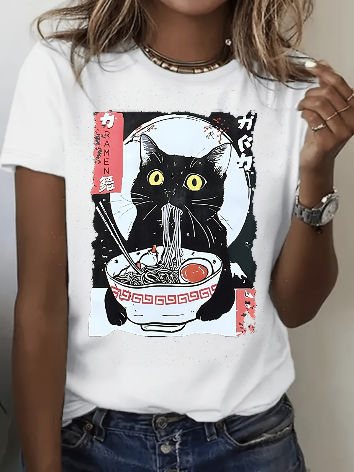 Cute Black Cat Eating Ramen Graphic T?Shirt, Japanese Retro Art Unisex Casual Short?Sleeve Tee For Cat & Noodle Lovers